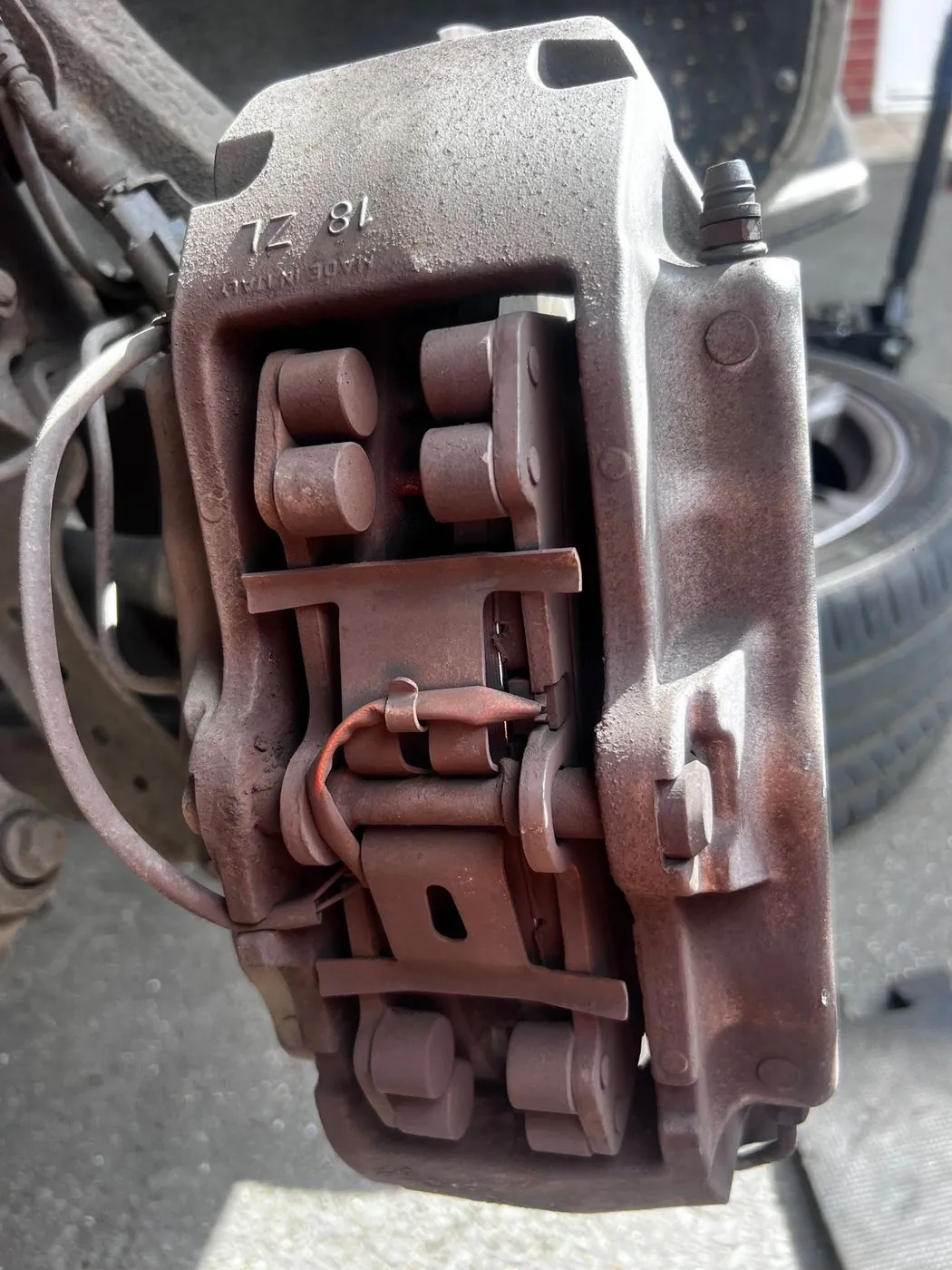 Brake caliper